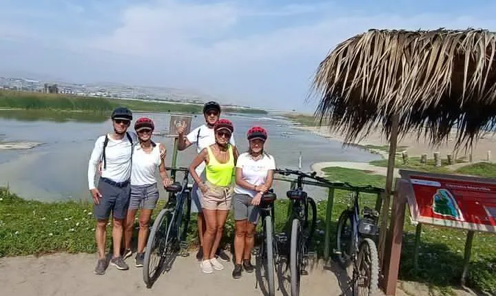 Bike Tour Discovering the Nature and History of Lima