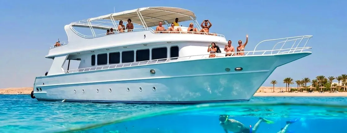 Port Ghalib Snorkeling Cruise from Marsa Alam with Lunch and Drinks