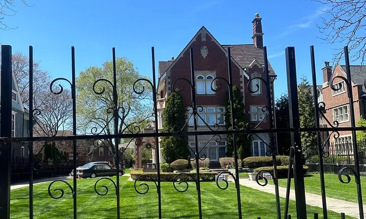 2 Hour Private Chicago Soul House Tour