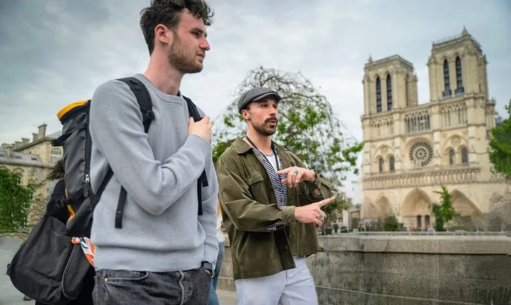 Paris: Pastries & Damnations - A Sweet Tour of the Old City