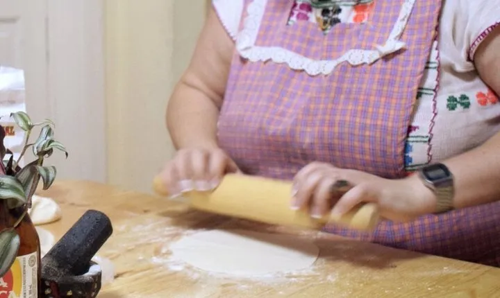 Learn to Cook Mexican Burritos 
