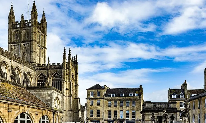 Bath and Stonehenge Day Trip from London