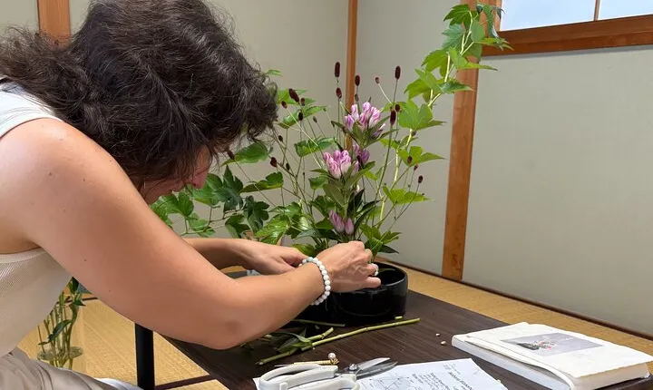 Ikebana Floral Design Workshop in Kyoto