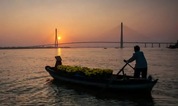 Cai Rang floating market, see sunrise, CaCao orchard, small canal
