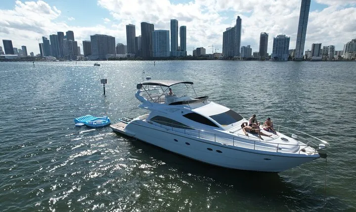 65ft Yacht Charter in Miami