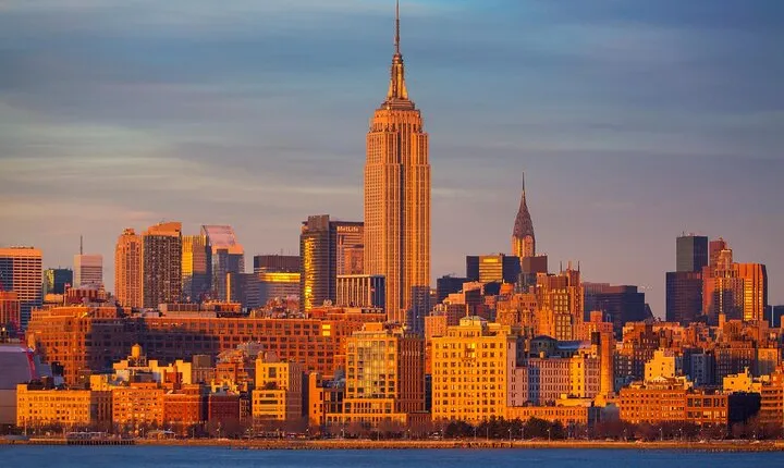 90-Minute Statue of Liberty Sightseeing Cruise from Midtown NYC