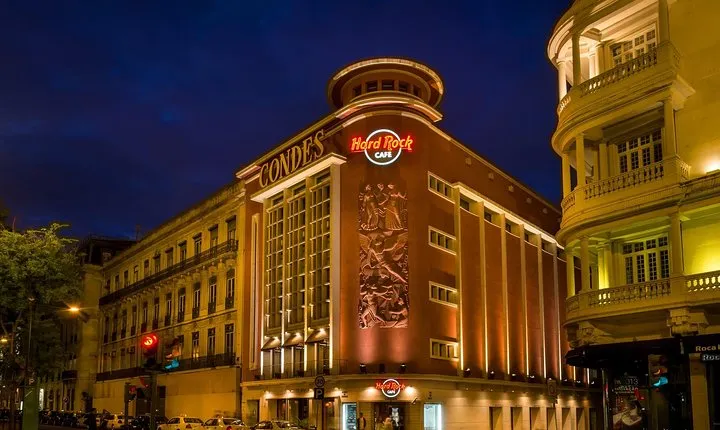 Hard Rock Cafe Lisbon with Set Lunch or Dinner