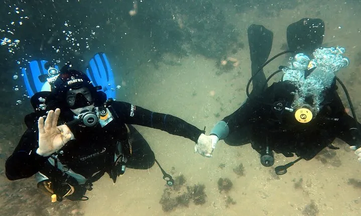 Portimão: Wreck Diving in the Ocean Revival Park