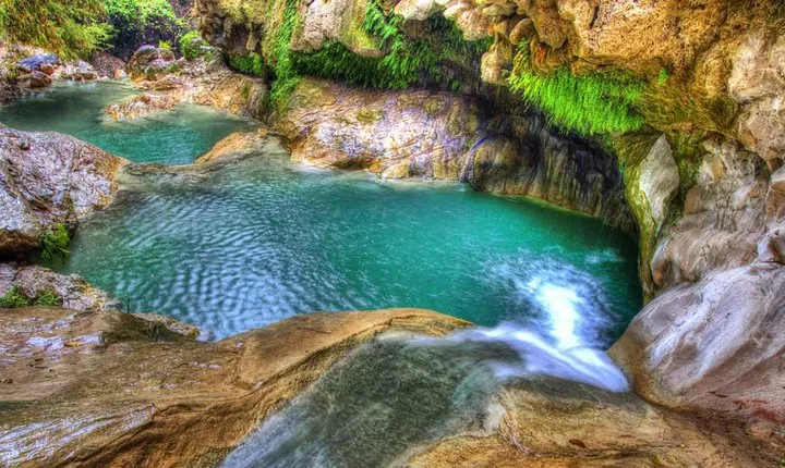 Let's go to the Blue Pools