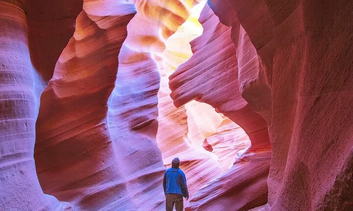 Antelope Canyon Horseshoe Bend Small Group Tour from Las Vegas