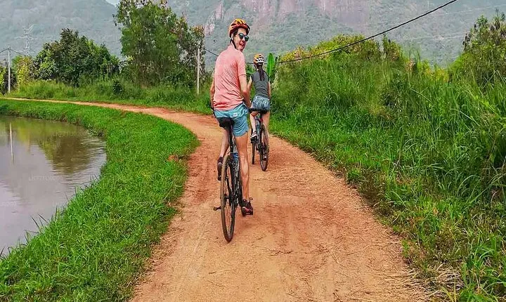 Polonnaruwa Cycling Private Day Tour from Pasikuda or Kalkuda