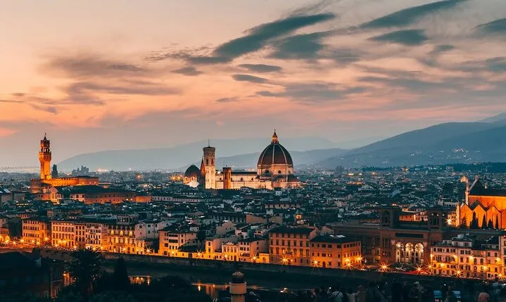 Florence Private 8 hours tour with Tickets and Hotel Pick up