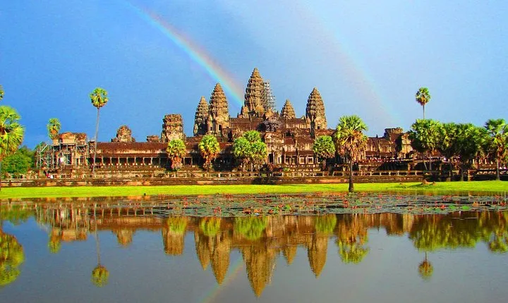 4 Days Expedition From Bangkok to Angkor Wat