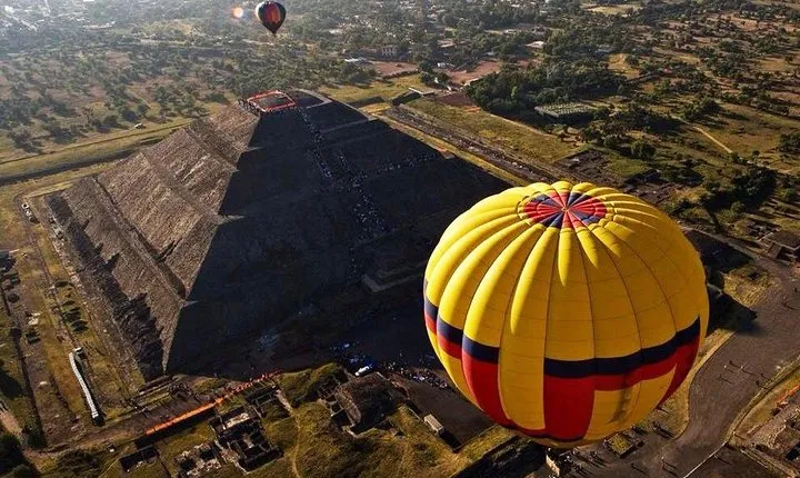 Hot Air Balloon Tour in Teotihuacan from Mexico City