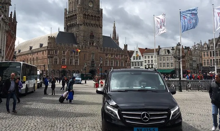 Private Amsterdam and Countryside Tour in a Comfortable Mercedes Minivan