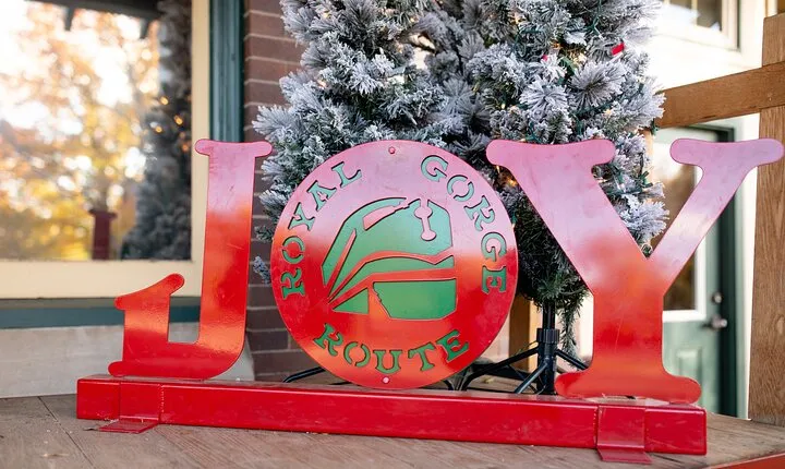 Royal Gorge Route Holiday Train