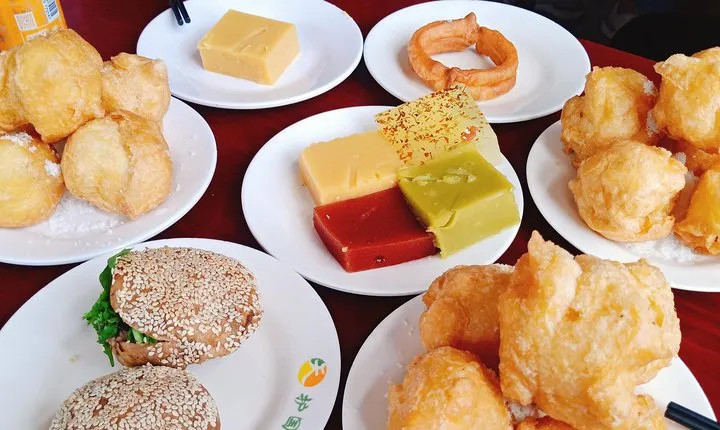 Private Beijing Food Tour in Traditional Hutongs