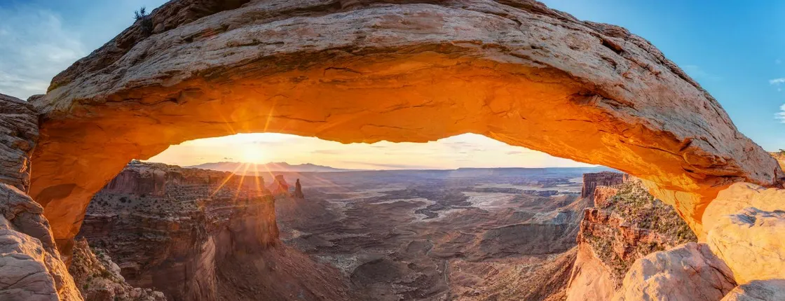 Audio-guided driving tour to Canyonlands National Park