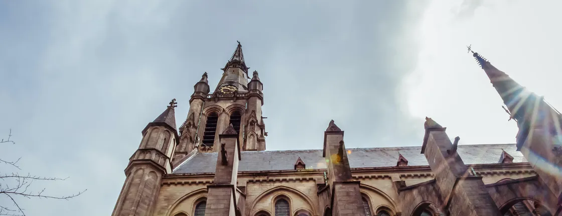 Self guided tour with interactive city game of Arlon