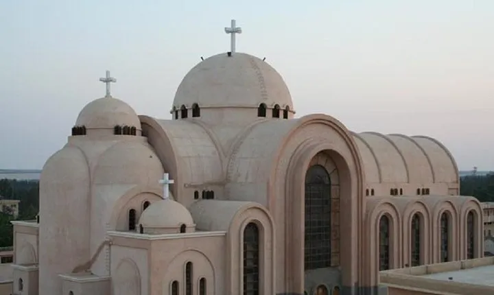Coptic tour in Wadi El-Natron Monasteries