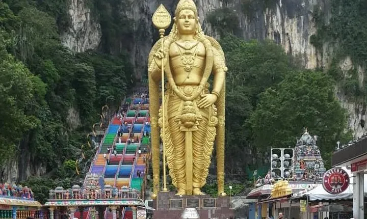 Batu Caves,Hot Spring, Monkey & Fireflies Tour with Dinner