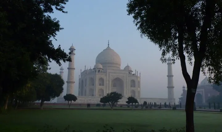All Inclusive TajMahal Agra Fort Babytaj Day Tour by Car ex Delhi