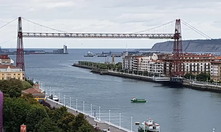 Bizkaia, Greater Bilbao Route. Meet all the villages between the town and the sea.