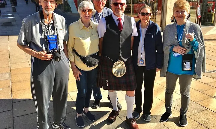 Essential Walking Tour of Edinburgh's Old Town