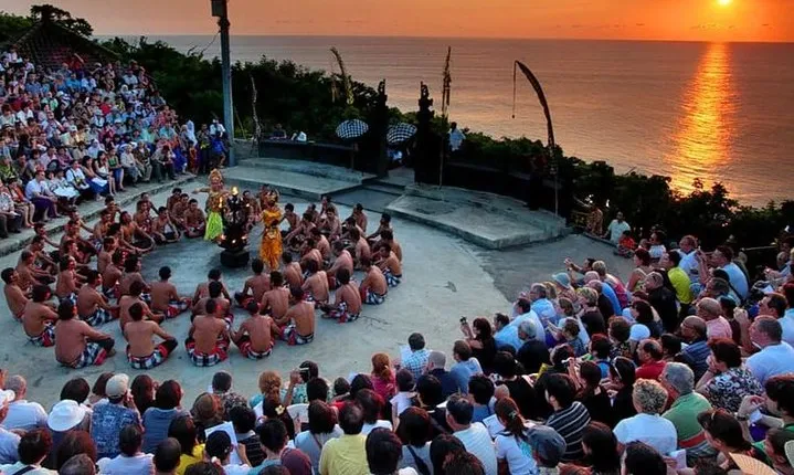 Uluwatu Sunset & Kecak Fire Dance ( half day tour)