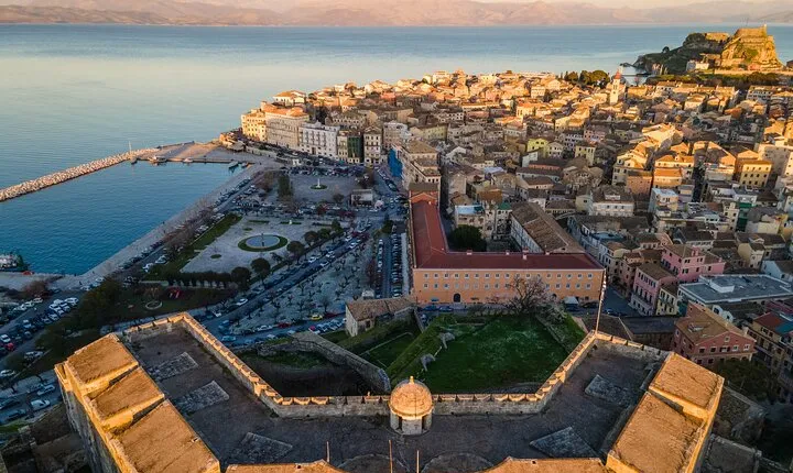 Private Walking Guided Tour of the Old Corfu Town