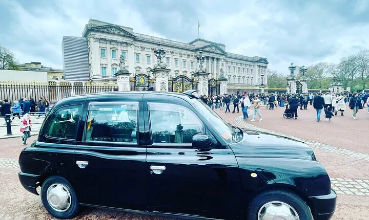 The 4 Hour Private Iconic London Taxi Sightseeing Tour