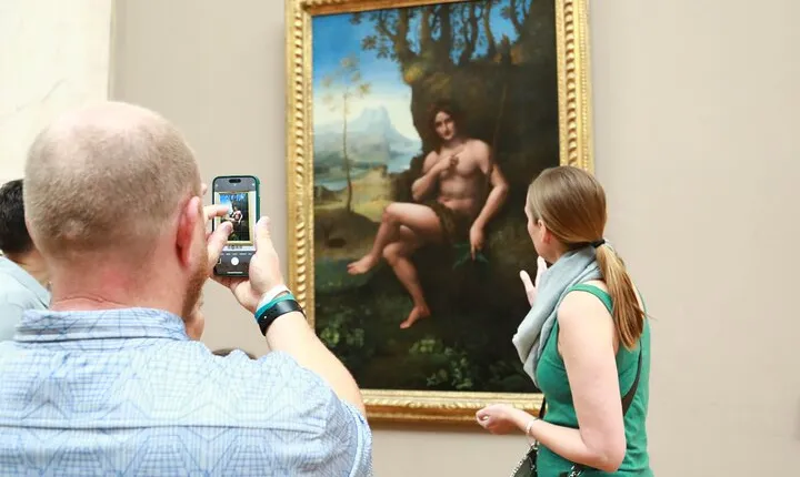 Paris: Louvre Museum and Mona Lisa Evening Tour with Hotel Pickup