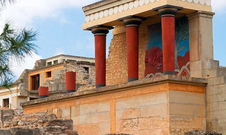 KNOSSOS & HERAKLION CRETE, day professional guided coach tour
