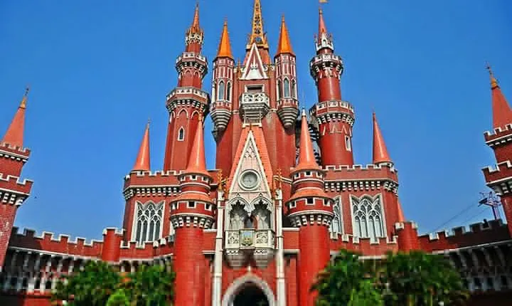 Half Day Private Tour Indonesia in a Minute
