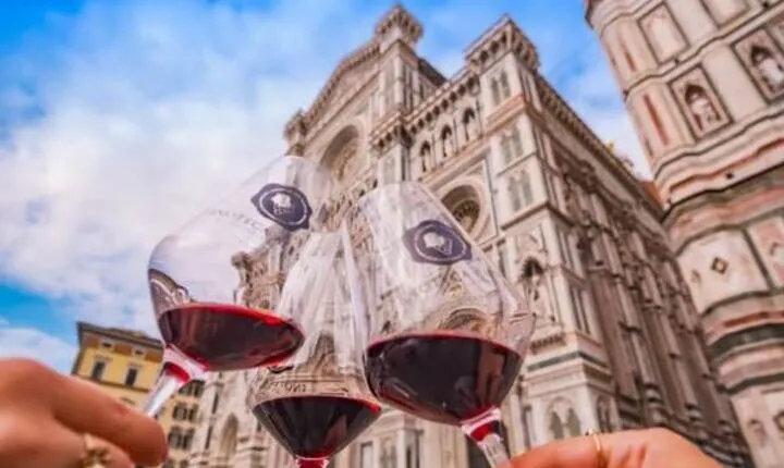 Guided Walking Tour of Florence with Food & Wine Tastings