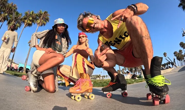 Venice Beach Boardwalk Roller Skating Experience and Tour