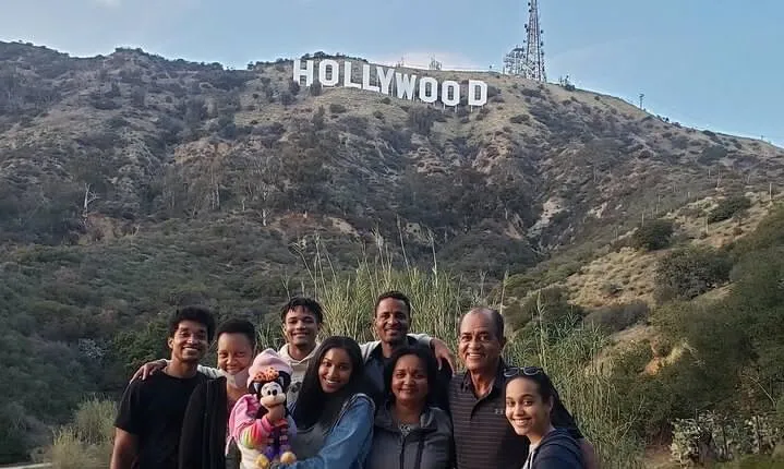 Private Hollywood Sign Adventure Hike - Closest Possible View