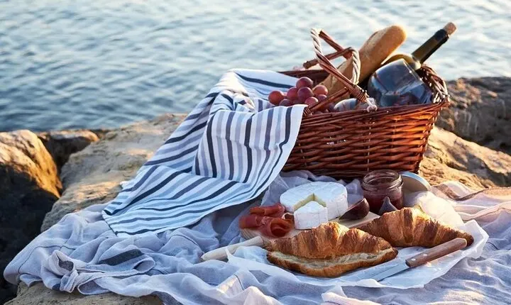 2 Hour Private Picnic Brunch Experience