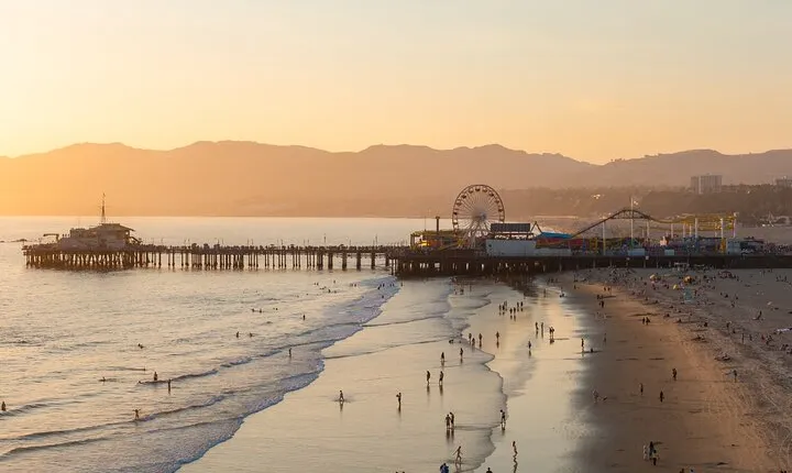 LA to Santa Monica & Malibu: Private Coastal Day Trip
