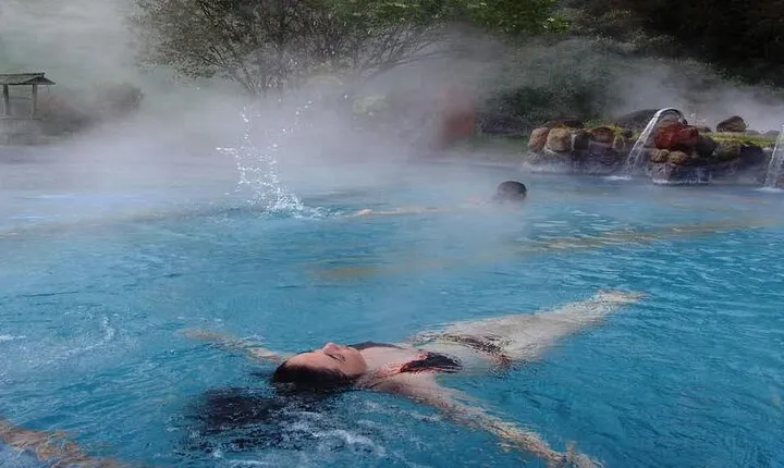 Papallacta Paradise:Dive into a Day of Shared Serenity & Springs!