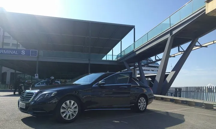 Barcelona Highlights Private Tour in a chauffeured Mercedes-Benz 