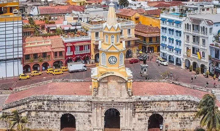 Walk through the Historic Center of Cartagena