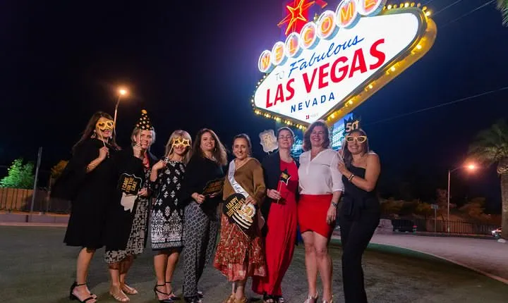 2 Hour Private Limo Photo Tour