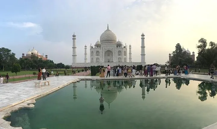 Taj Mahal Tour by Car from Delhi with All Inclusive