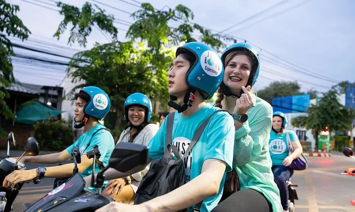 Motorbike Food Tour in Chiang Mai