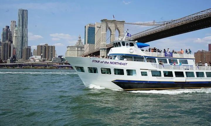 Starship 60 Min Statue of Liberty Brooklyn Bridge Boat Tour