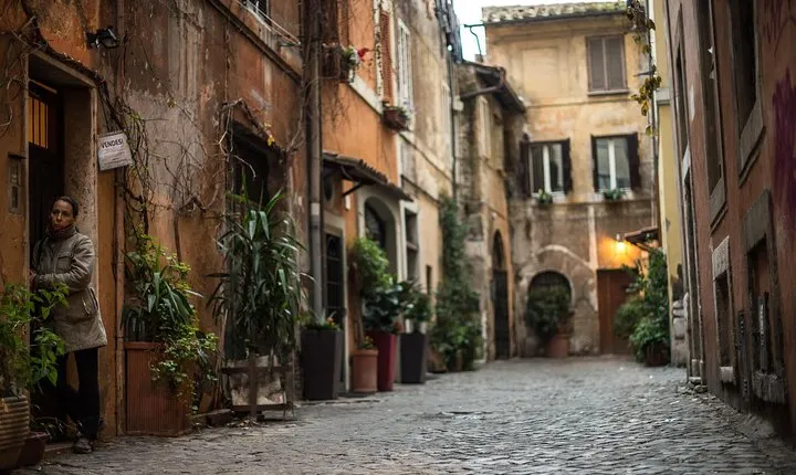 Trastevere: A Self-guided Audio Tour of Rome's Medieval Village