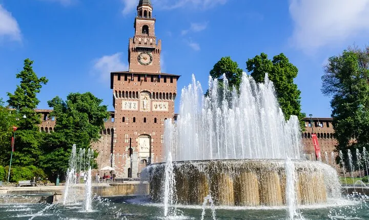 Skip-the-line Sforza Castle and Museums Private Guided Tour
