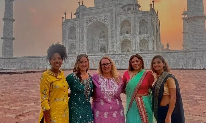 Private One Day Trip to Agra from Delhi by Superfast Train 