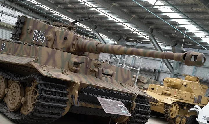 Kuranda Skyrail and Scenic Rail including Artillery Museum